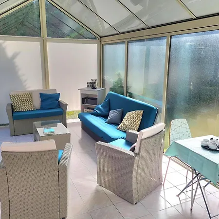 Апартаменты Jolie Maison Cyprange