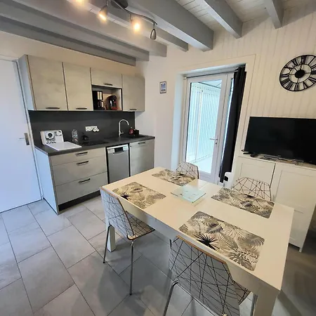 Апартаменты Jolie Maison Cyprange Pirou